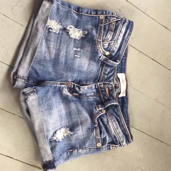jean shorts - Picture 1 of 3
